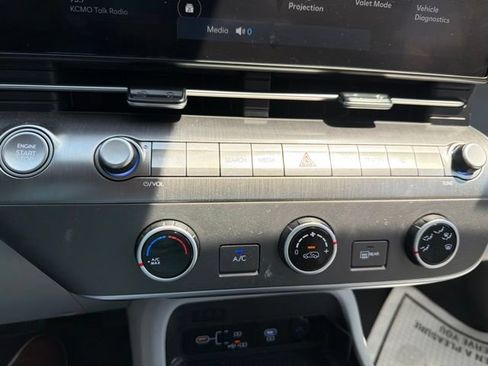 Used 2026 Hyundai Kona SE FWD image 47