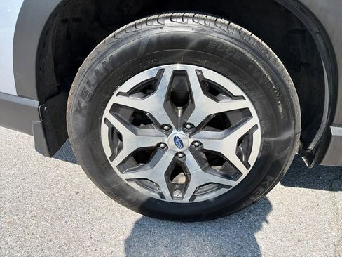 Certified 2023 Subaru Forester Premium AWD/4WD image 15