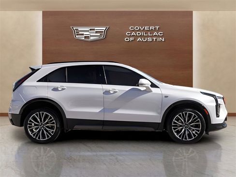 Certified 2024 Cadillac XT4 Sport image 5