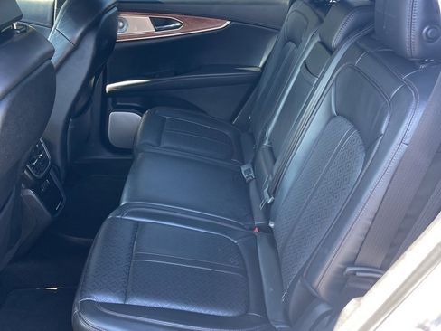 Used 2020 Lincoln Nautilus Black Label w/ Class II Trailer Tow Package image 6