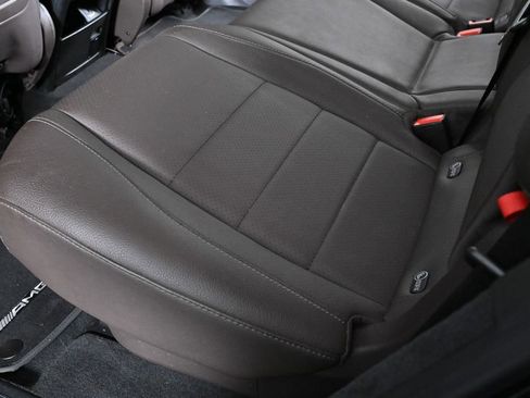 Used 2022 Mercedes-Benz GLS 450 4MATIC image 32