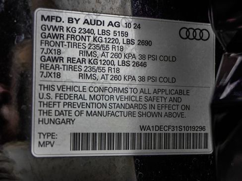 Used 2025 Audi Q3 2.0T Premium AWD/4WD image 43