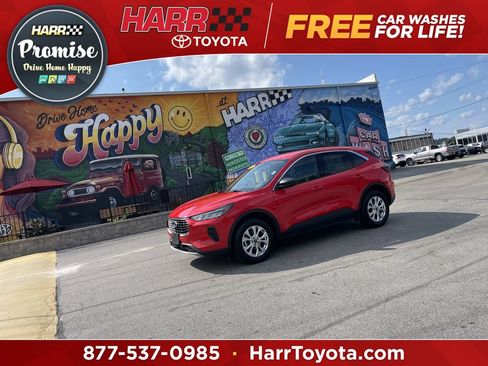 Used 2024 Ford Escape Active AWD/4WD image 1