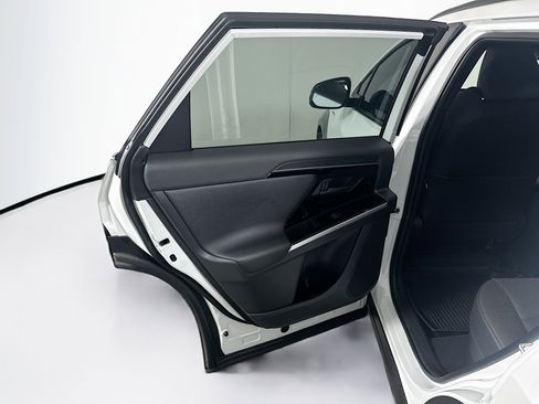 Used 2024 Toyota bZ4X XLE image 28