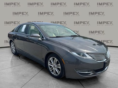 Used 2015 Lincoln MKZ w/ Equipment Group 101A Select FWD image 4