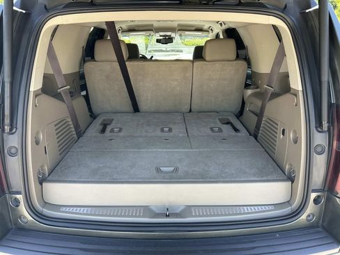 Used 2019 Chevrolet Tahoe LT AWD/4WD image 14