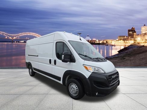 Used 2025 RAM ProMaster 2500 w/ Convenience Group FWD image 4