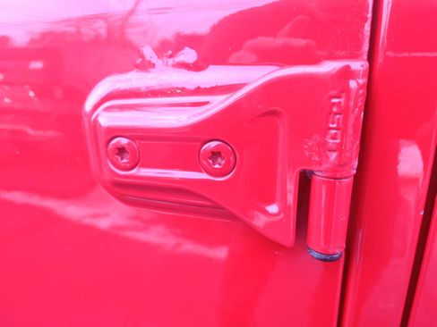 Used 2018 Jeep Wrangler Unlimited Sport S image 12