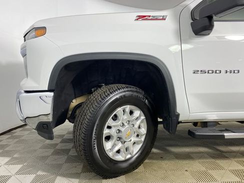 Certified 2025 Chevrolet Silverado 2500 LT AWD/4WD image 29
