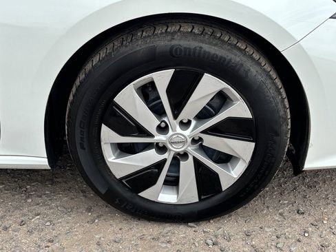 Used 2022 Nissan Altima 2.5 S FWD image 10