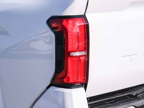 Certified 2025 Toyota Tacoma SR5 RWD image 7