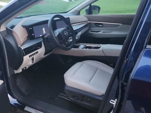 Used 2025 Nissan Murano Platinum w/ Cargo Package AWD/4WD image 17