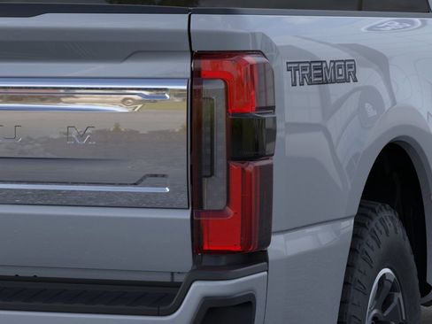 New 2026 Ford F250 Platinum w/ Platinum Plus Package AWD/4WD image 60