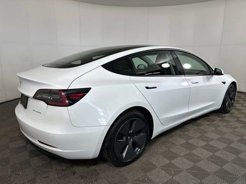 Used 2022 Tesla Model 3 Long Range image 3