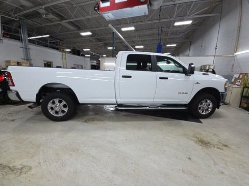 Used 2024 RAM 3500 Big Horn image 9