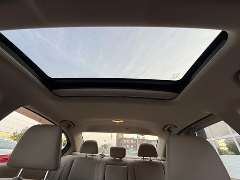 Used 2017 Honda Accord EX-L image 13