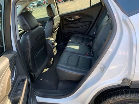 Used 2020 GMC Terrain SLT image 15