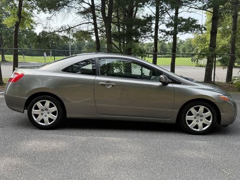 Used 2008 Honda Civic LX image 4