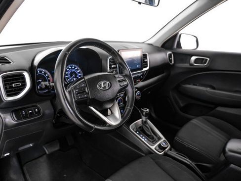 Used 2020 Hyundai Venue SEL w/ Convenience Package FWD image 12