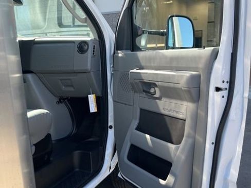 New 2026 Ford E-350 and Econoline 350 Super Duty w/ Driver's Safety Package image 11