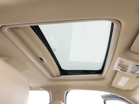 Used 2013 GMC Sierra 2500 Denali w/ Suspension Package, Off-Road AWD/4WD image 35