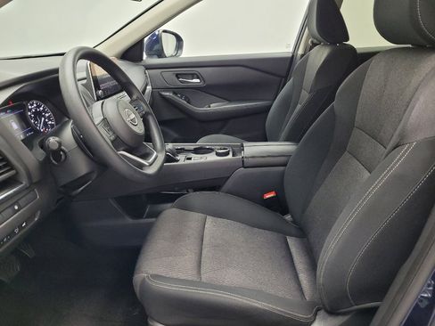 Used 2024 Nissan Rogue SV image 17