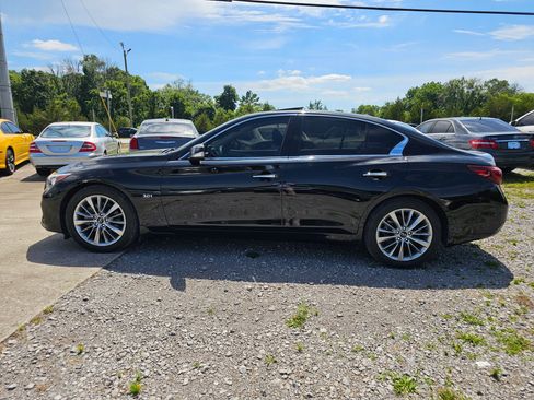 Used 2020 INFINITI Q50 Luxe w/ Essential Package (3.0T Luxe) AWD/4WD image 18