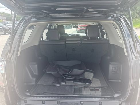 Used 2017 Toyota 4Runner Limited AWD/4WD image 6