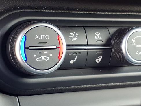 New 2026 Alfa Romeo Stelvio Sprint w/ Convenience Package image 21