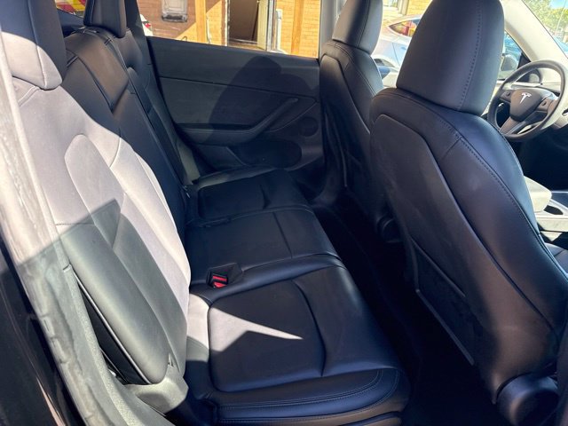 Used 2024 Tesla Model Y Long Range AWD/4WD image 21