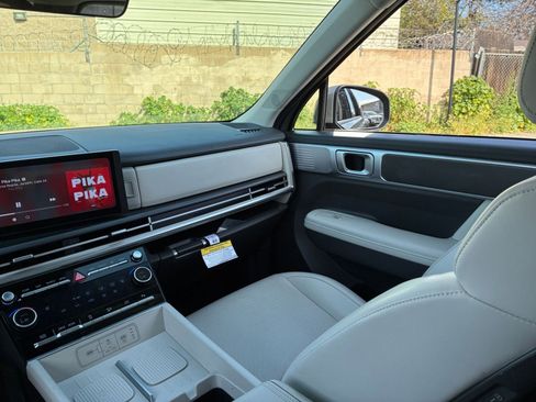 Used 2025 Hyundai Santa Fe SEL image 38