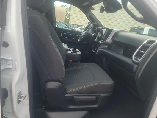 Used 2026 RAM 2500 Big Horn AWD/4WD image 3