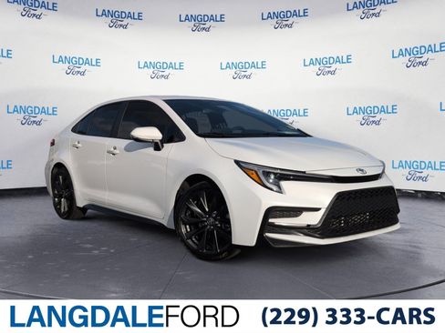 Used 2024 Toyota Corolla SE image 1