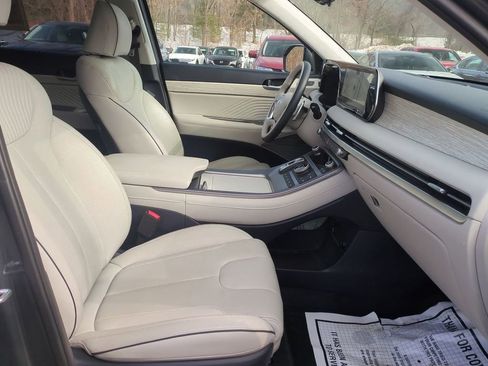 Used 2023 Hyundai Palisade Calligraphy image 29