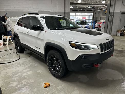 Used 2022 Jeep Cherokee Trailhawk w/ Comfort/Convenience Group image 11