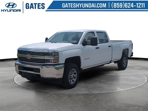 Used 2017 Chevrolet Silverado 3500 W/T AWD/4WD image 5