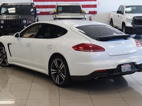 Used 2016 Porsche Panamera AWD/4WD image 24
