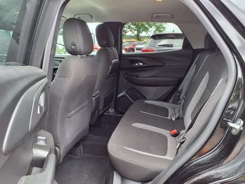 Used 2023 Chevrolet TrailBlazer LT w/ Convenience Package AWD/4WD image 13
