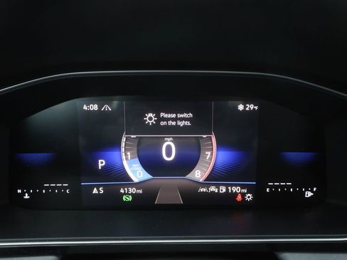 Used 2025 Volkswagen Jetta SE w/ Sunroof Package image 36