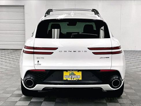 Used 2024 Genesis GV70 3.5T Sport w/ Sport Prestige Package image 5