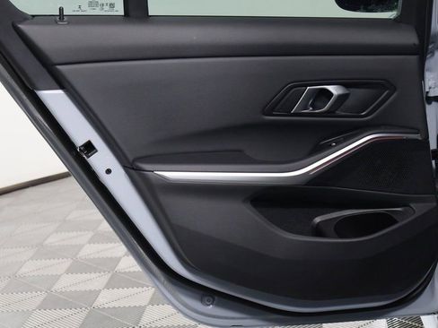 Used 2024 BMW 330i Sedan w/ M Sport Package image 13
