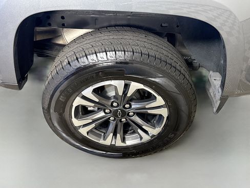 Used 2022 Chevrolet Colorado Z71 image 32