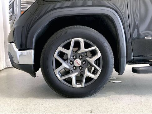 Used 2024 GMC Sierra 1500 SLT w/ SLT Convenience Package RWD image 6