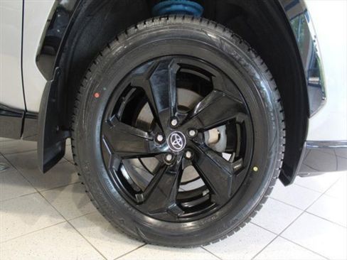 Used 2021 Toyota RAV4 XSE image 12