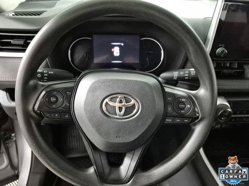 Certified 2023 Toyota RAV4 LE AWD/4WD image 11