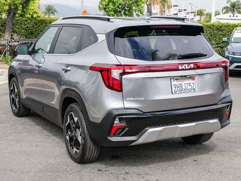 Used 2024 Kia Seltos EX FWD image 7
