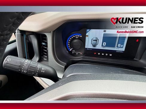 Used 2024 Ford Bronco Wildtrak image 15