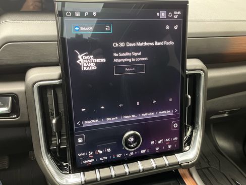 Certified 2025 GMC Yukon XL Denali w/ Sun & Power Step Package image 23