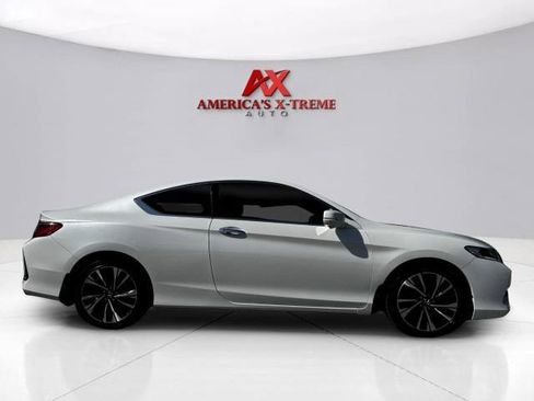 Used 2017 Honda Accord EX-L image 7