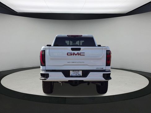 New 2026 GMC Sierra 2500 AT4 w/ AT4 Premium Plus Package AWD/4WD image 4